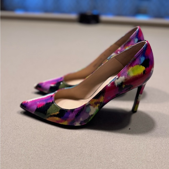 Stuart Weitzman Heist Bright Candy Aniline Patent Leather Pumps - Picture 2 of 7
